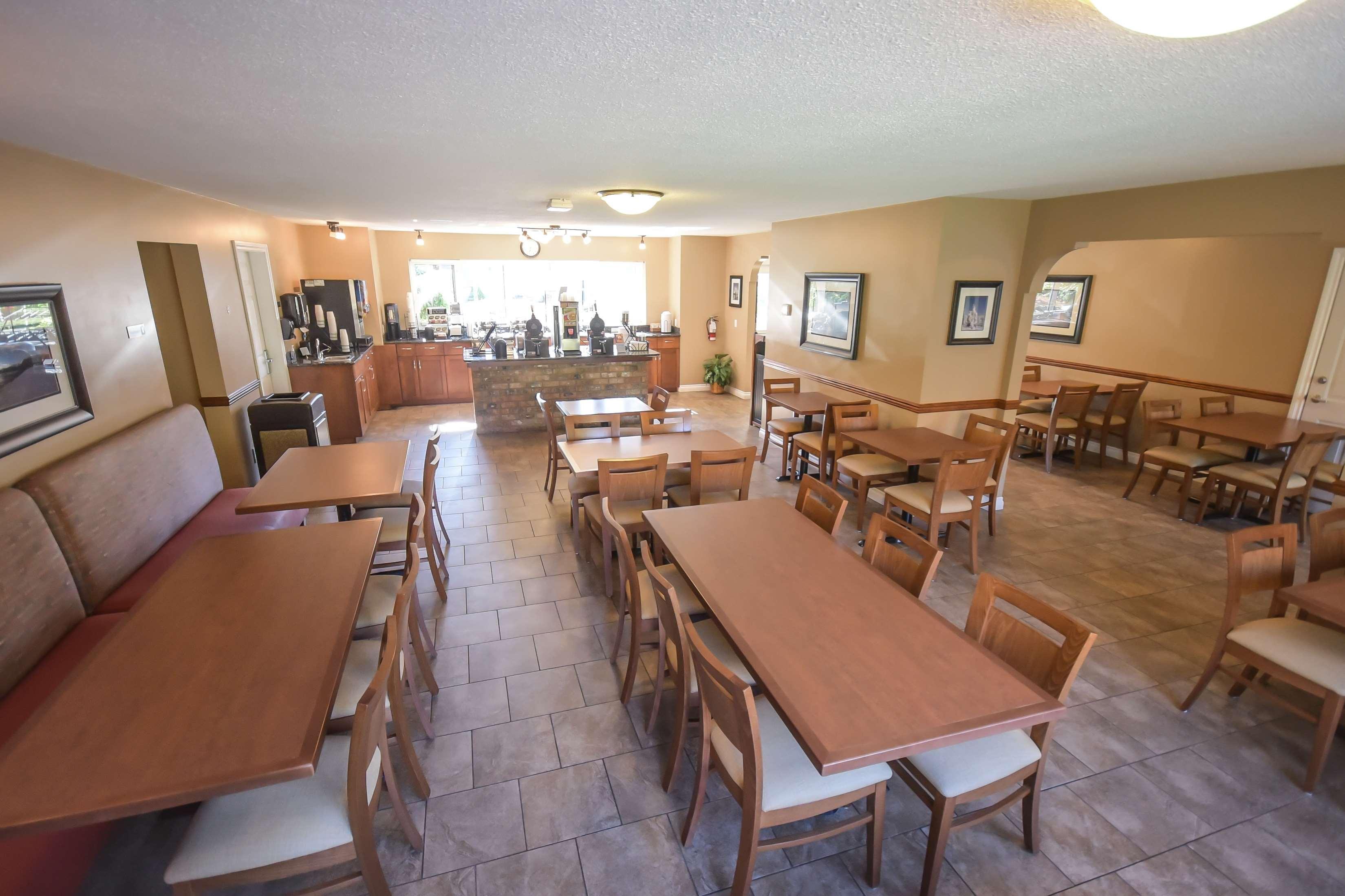 Best Western Sicamous Inn Eksteriør bilde