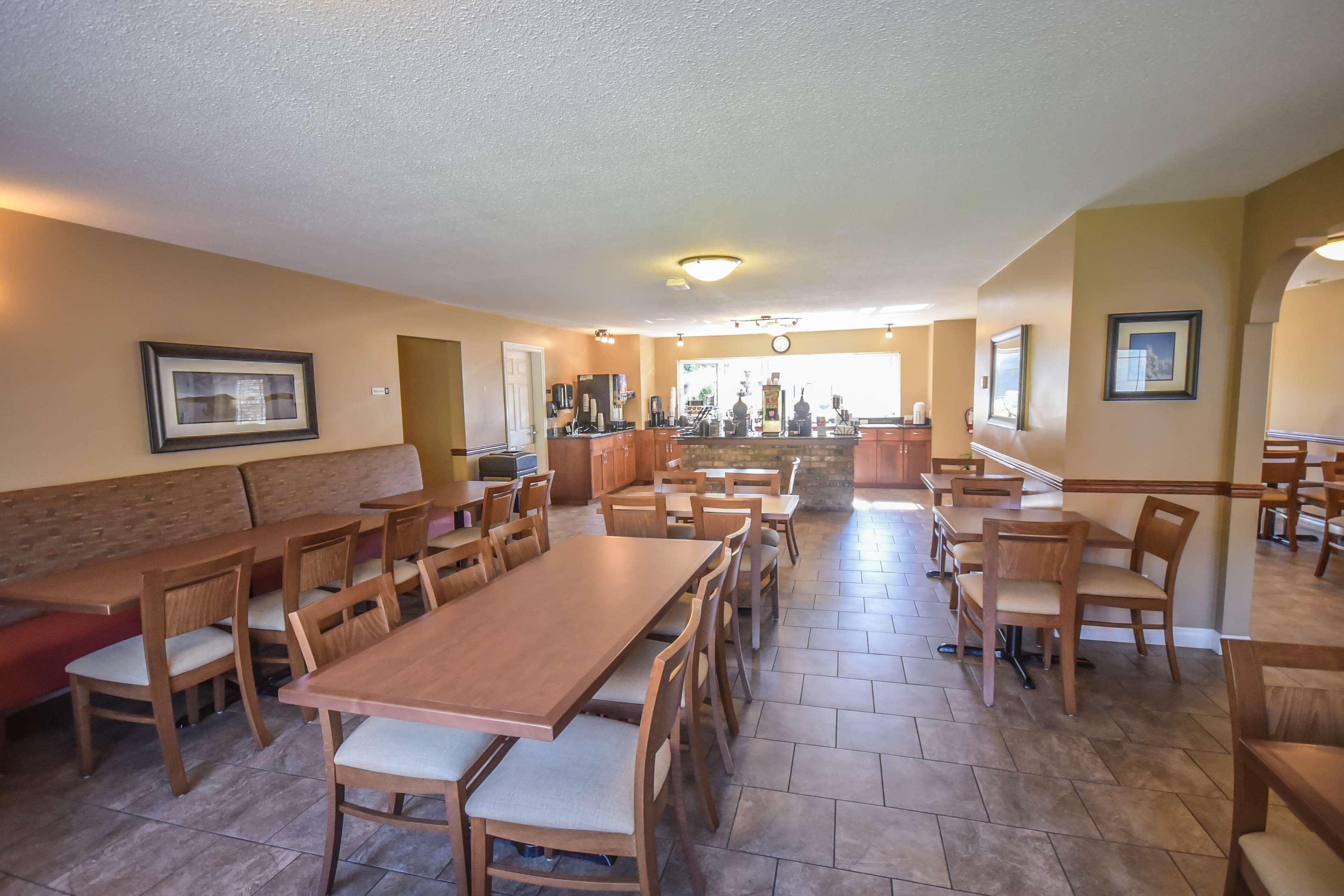 Best Western Sicamous Inn Eksteriør bilde